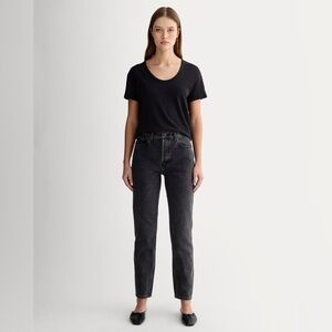 NWT - Everlane The Curvy ‘90s Cheeky Jeans in Washed Black - Size 30 Regular